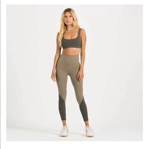 Vuori Colorblock Studio Legging